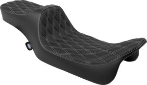 Predator III Seat - Extended Reach - Double Diamnd - Silver Stitching - FLH/FLT '08-'24