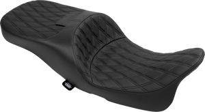 Extended Reach Freedom Seat - Vinyl - Double Diamond - Black Stitch - FLT/FLH '09-'25