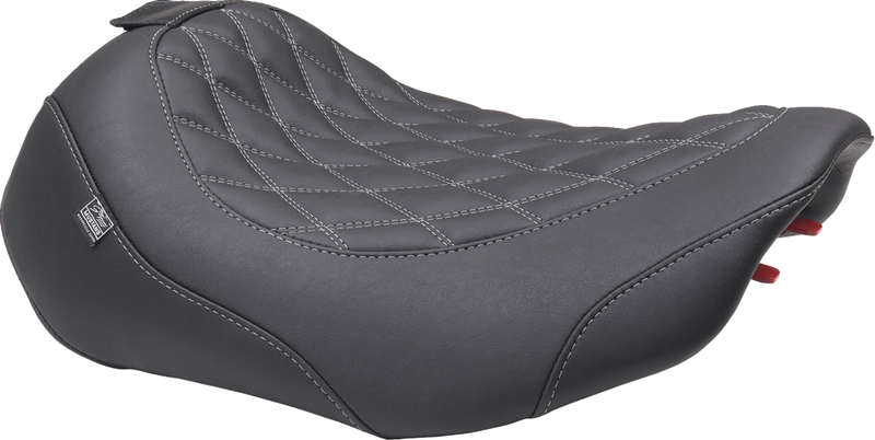 Wide Tripper™ Seat - Solo - Gun Metal Stitching - FLT/FLH '23-'25