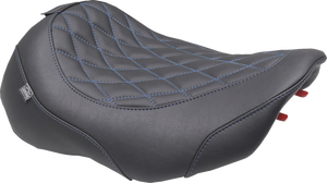 Wide Tripper™ Seat - Solo - Sky Blue Stitching - FLT/FLH '23-'25