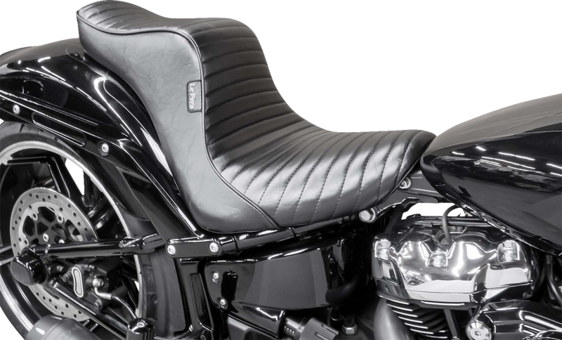 Tailwhip Daddy Long Legs Seat - Double Diamond w/ Blue Thread - FLH/FLT '08-'24