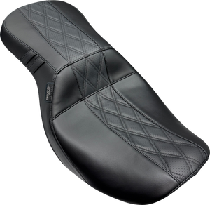 Outcast 2-Up Seat - Without Backrest - GT2 Inlay - FLH/FLT '23-'25