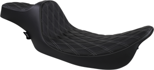 Extended Reach Predator III Seat - Double Diamond - Black w/ Silver Stitching - FL '99-'07