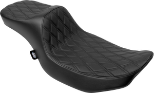 Extended Reach Predator III Seat - Double Diamond - Black Stitching - Vinyl - FLH/FLT '23-'24