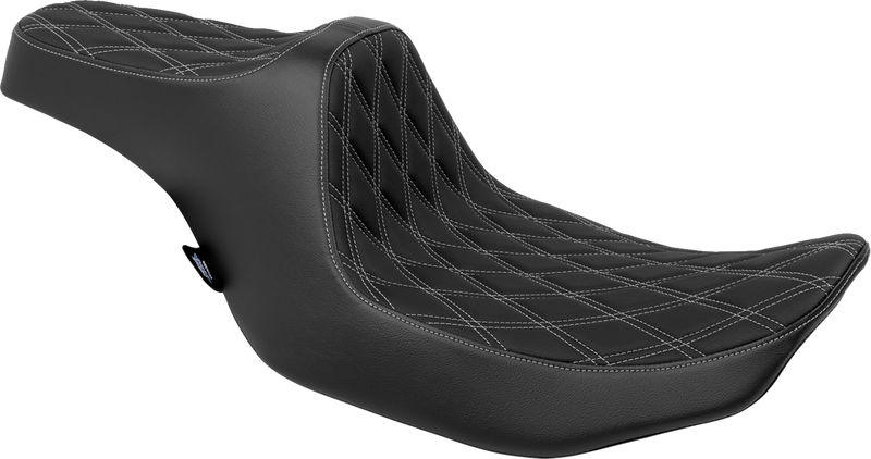 Predator III Seat - Double Diamond - Silver Stitched - FLT/FLH '23-'24
